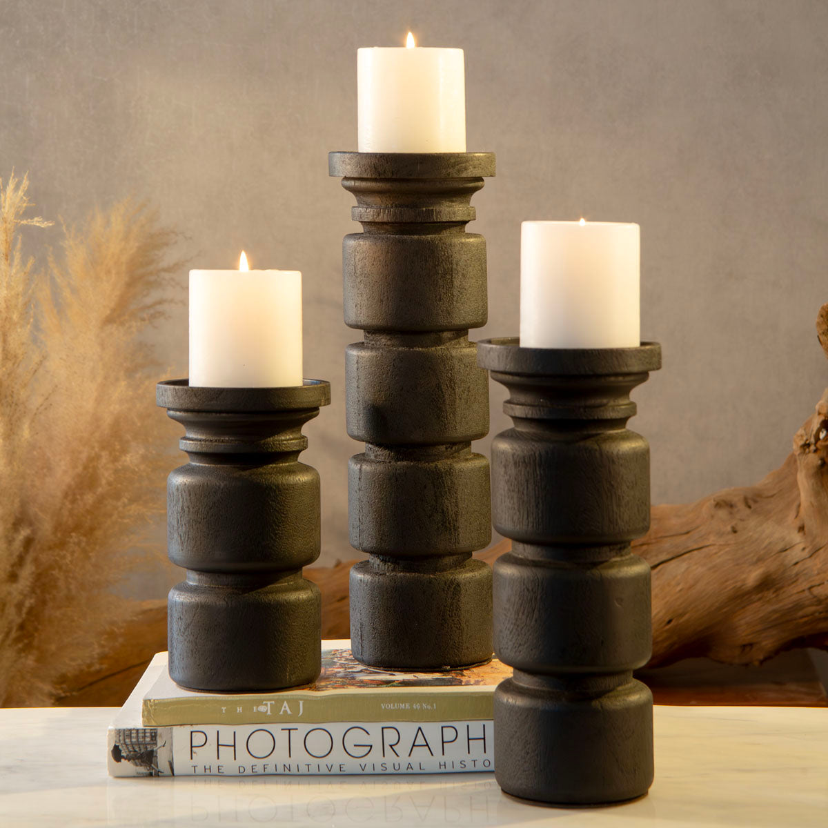 Pastoral Wooden Pillar Holder